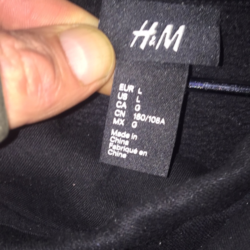 H&M Sweatshirt - Picture 4 of 4